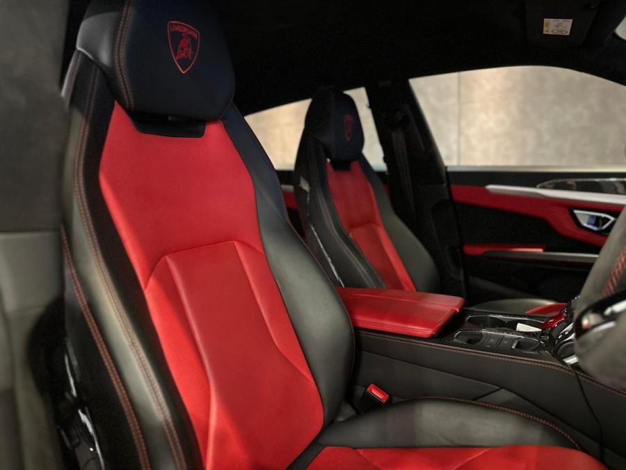 Urus 4.0-5 Seats - Image 6
