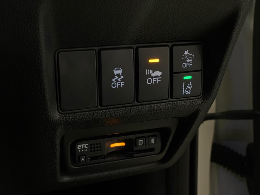 Stepwgn Hybrid Ex Cool - Image 7