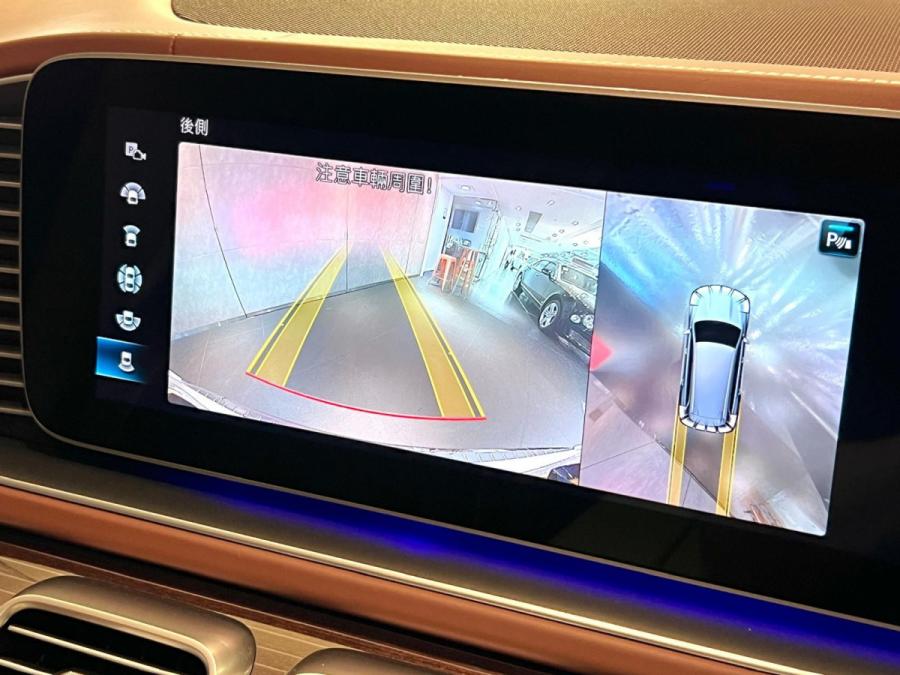 Maybach GLS600 4Matic - Image 14