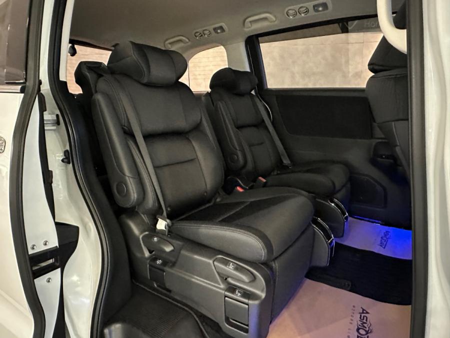 Odyssey E:HEV Absolute EX - Image 4