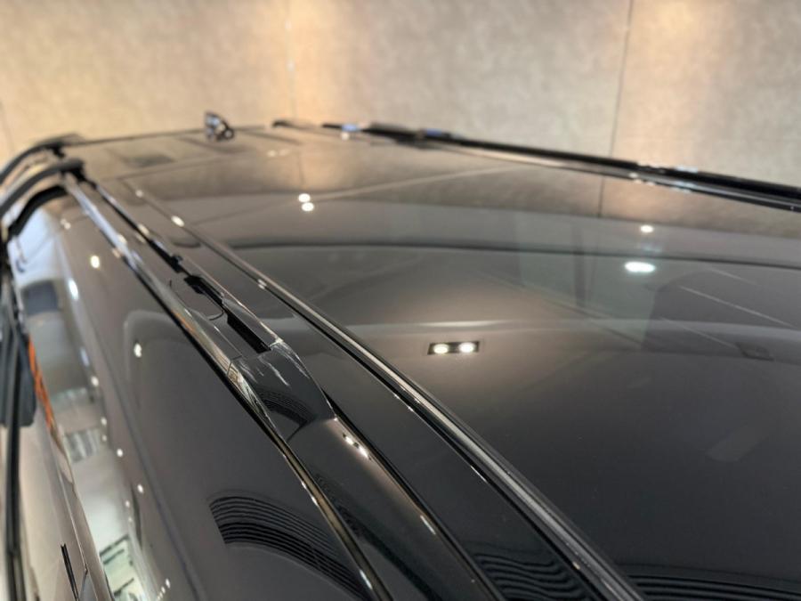 Defender 110 P400 X 7S - Image 6