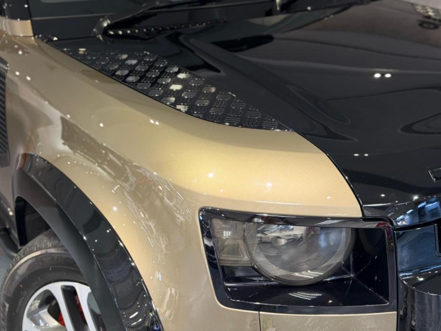 Defender 110 P400 X 7S - Image 3