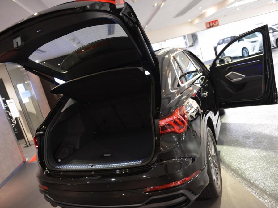 Q3 35 TFSI S LINE - Image 32