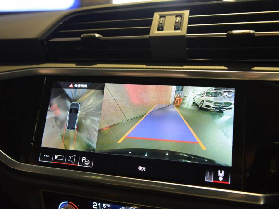 Q3 35 TFSI S LINE - Image 14