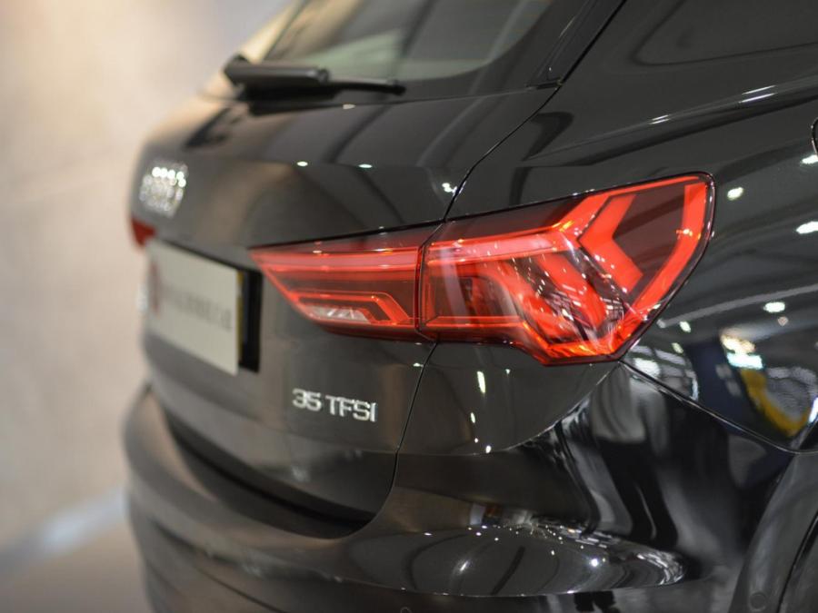 Q3 35 TFSI S LINE - Image 15
