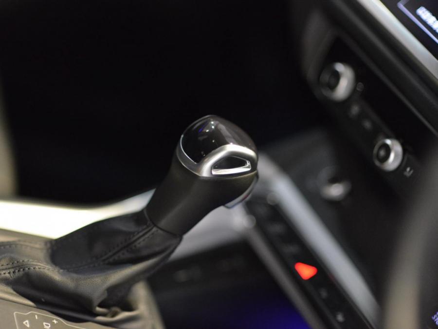 Q3 35 TFSI S LINE - Image 23