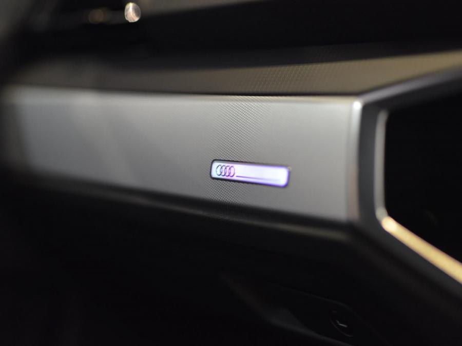 Q3 35 TFSI S LINE - Image 26