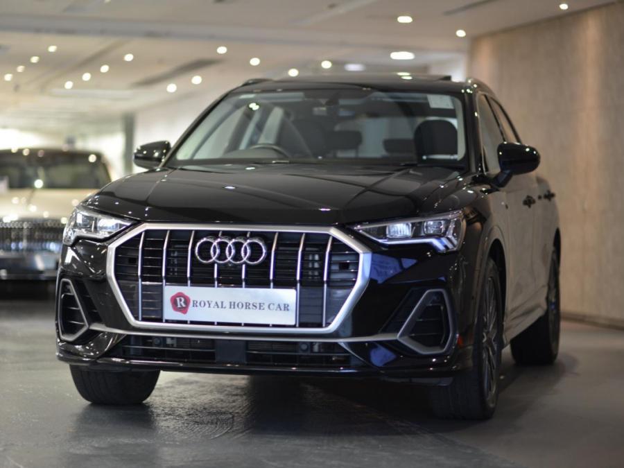 Q3 35 TFSI S LINE - Image 17