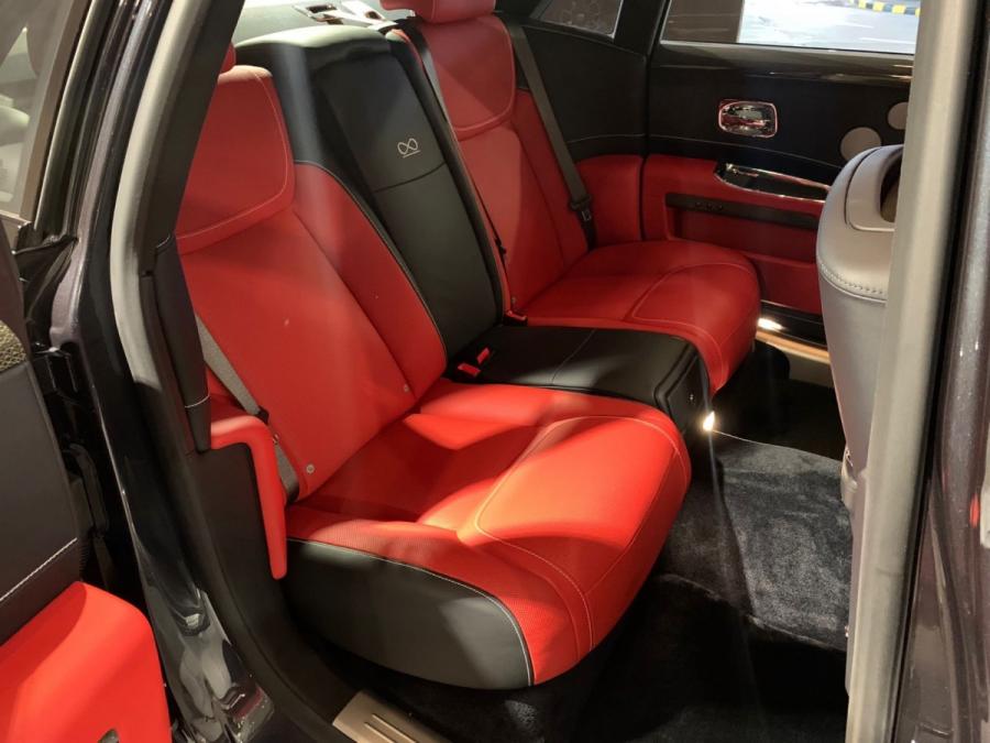 Ghost Black Badge - Image 4