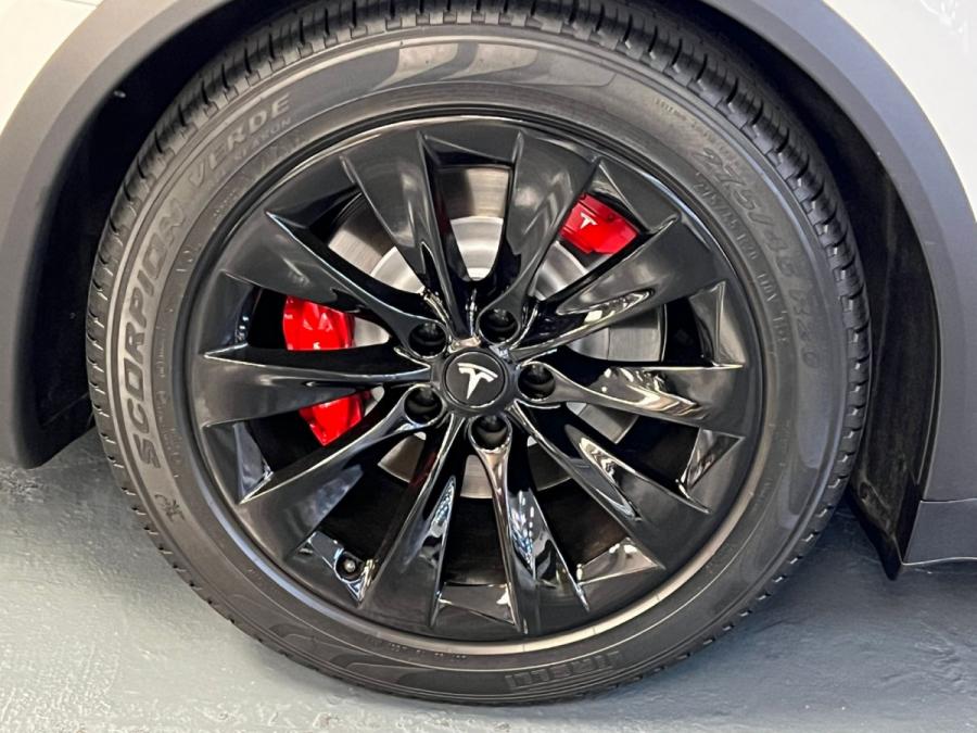 Model X 90D - Image 5