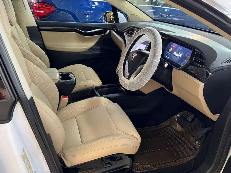Model X 90D - Image 2