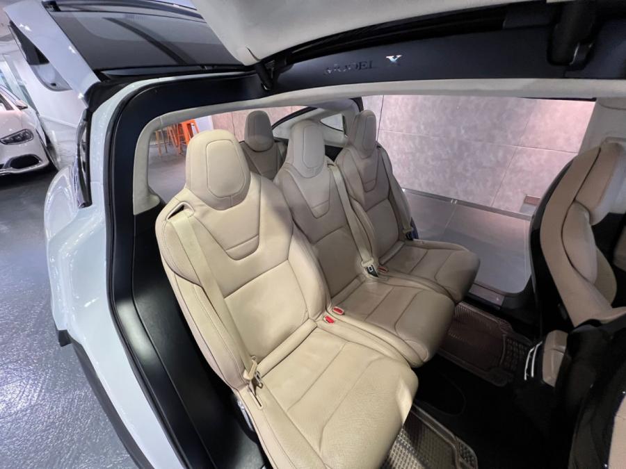 Model X 90D - Image 4