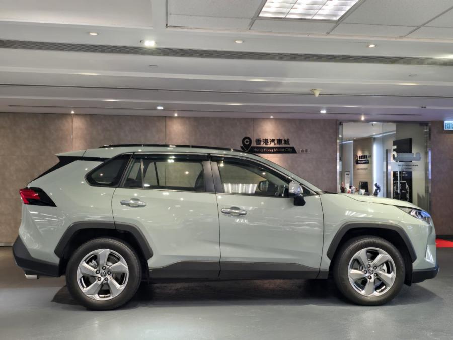 RAV4 - Image 2