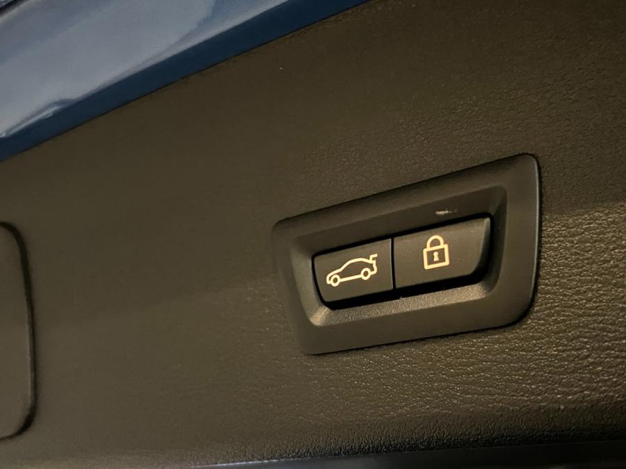 X1 S-DRIVE 18IA M-SPORT - Image 13