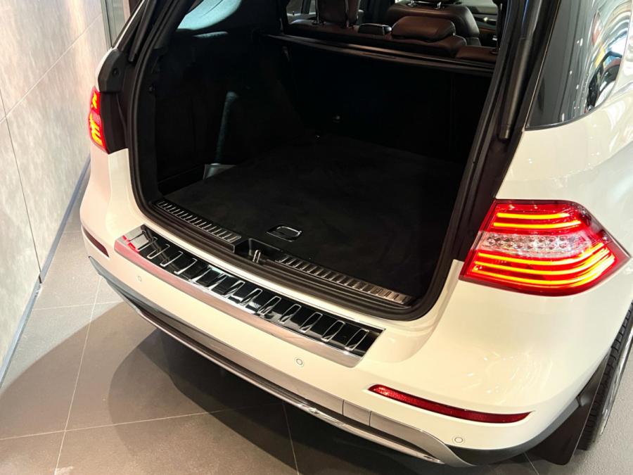 ML400 4MATIC AMG - Image 14