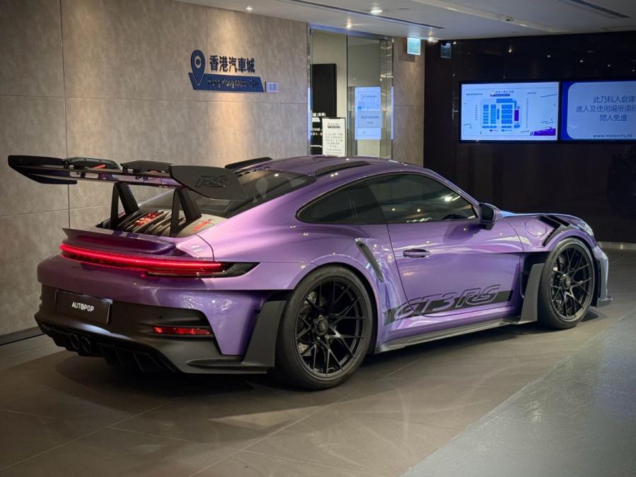 911 992 GT3 RS - Image 2