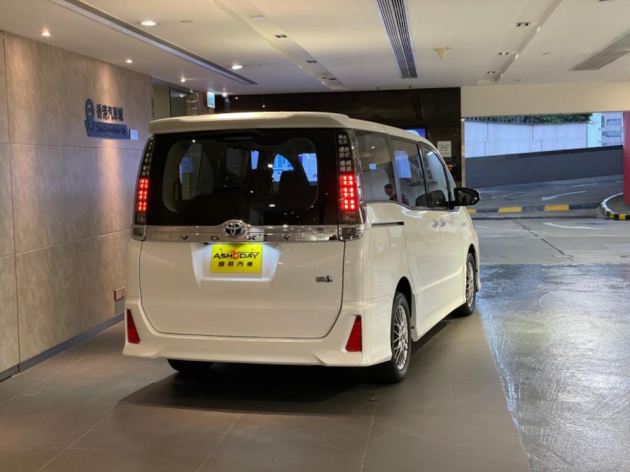 Voxy Hybrid ZS 煌II - Image 2