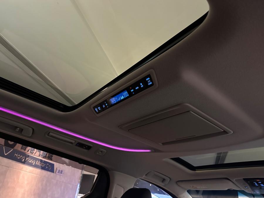 Alphard 2.5 SC Modellista - Image 6