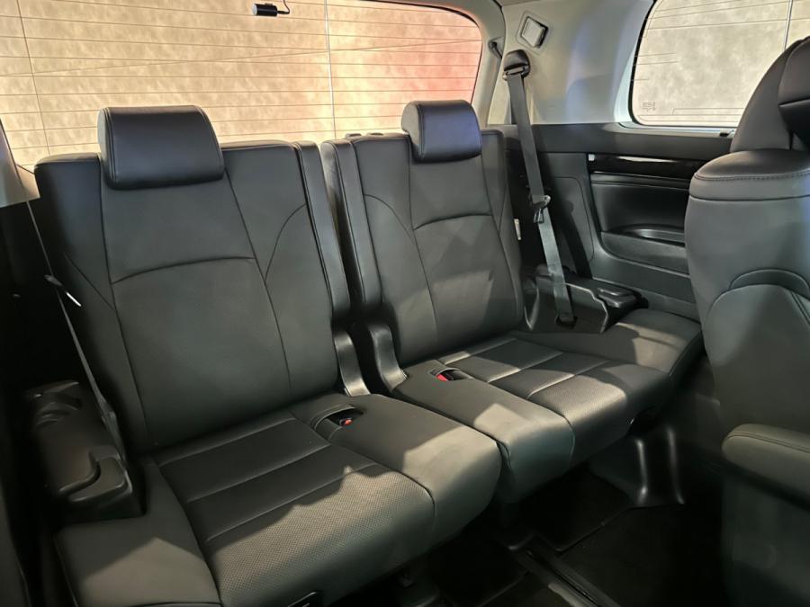 Alphard 2.5 SC Modellista - Image 5