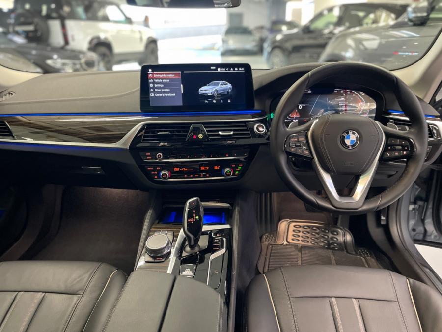 520iA Facelift (Luxury Line) - Image 9