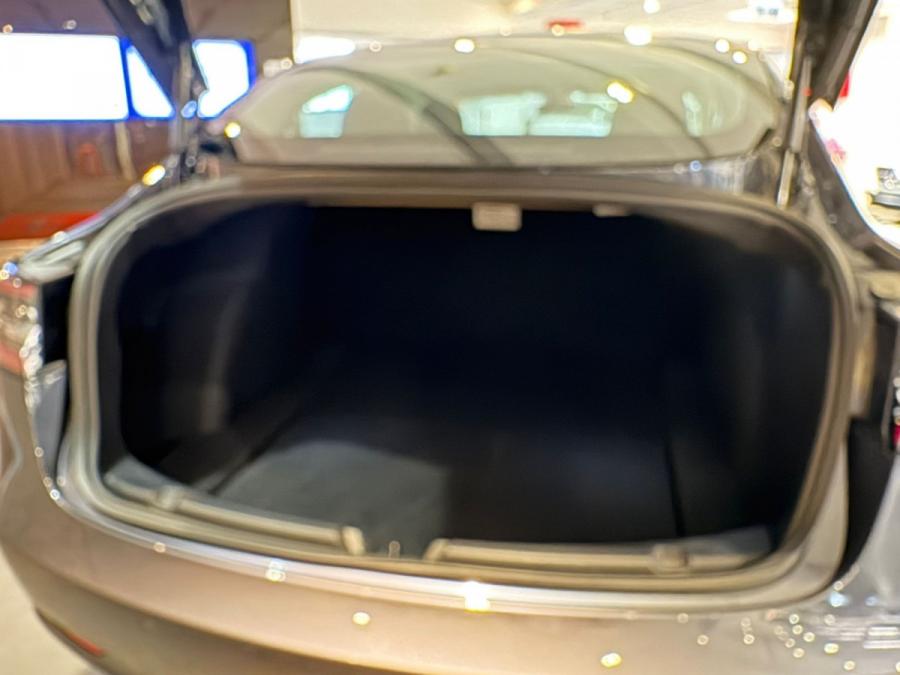 Model 3 SR Plus - Image 6