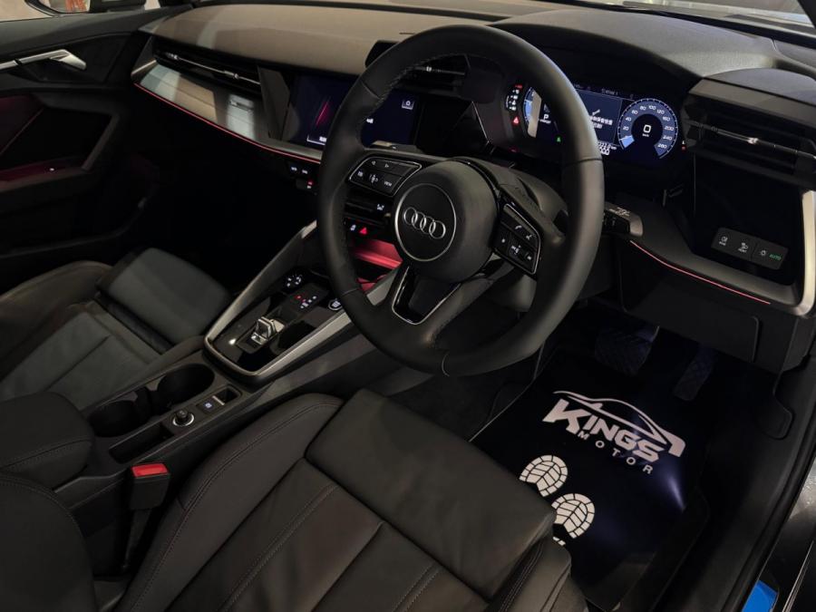 A3 SPORTBACK 35 TFSI S LINE - Image 4