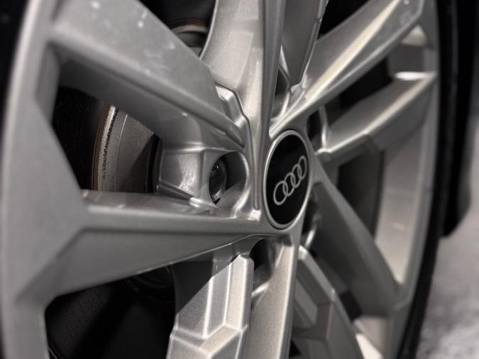 A3 SPORTBACK 35 TFSI S LINE - Image 9