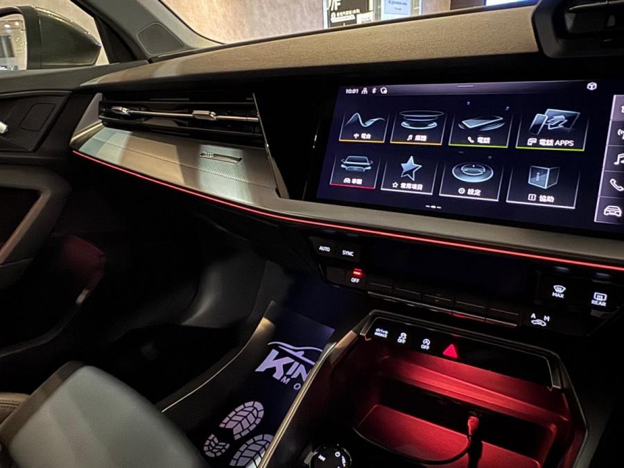 A3 SPORTBACK 35 TFSI S LINE - Image 6