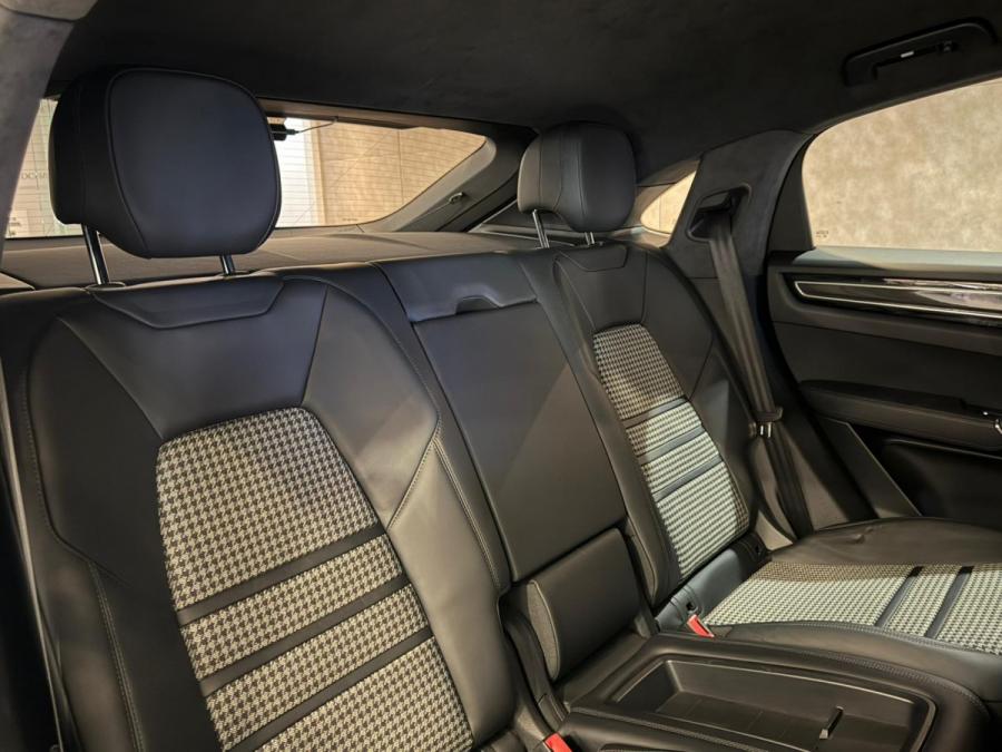 CAYENNE COUPE - Image 12