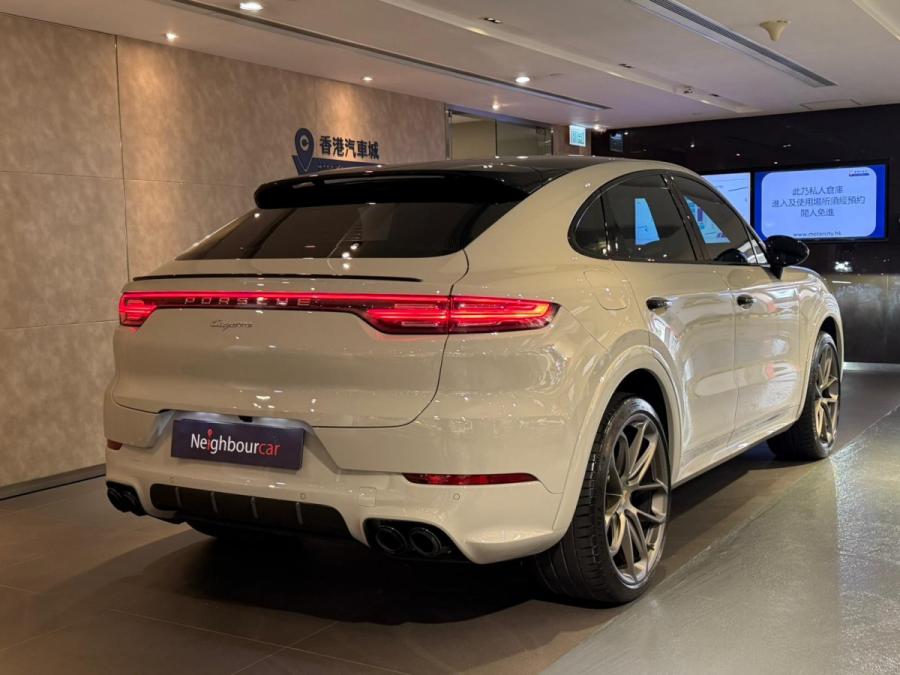 CAYENNE COUPE - Image 2