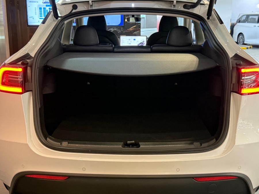 Model Y SR RWD - Image 8