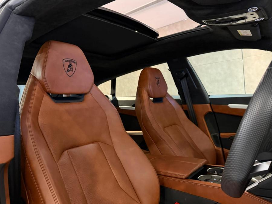 Urus 4.0-5 Seats - Image 7