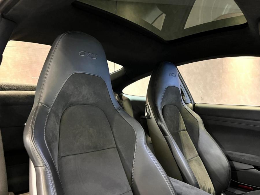 991.2 Carrera GTS Coupe - Image 11