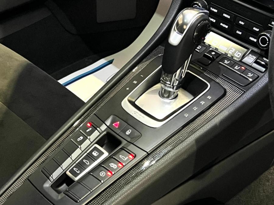 991.2 Carrera GTS Coupe - Image 14