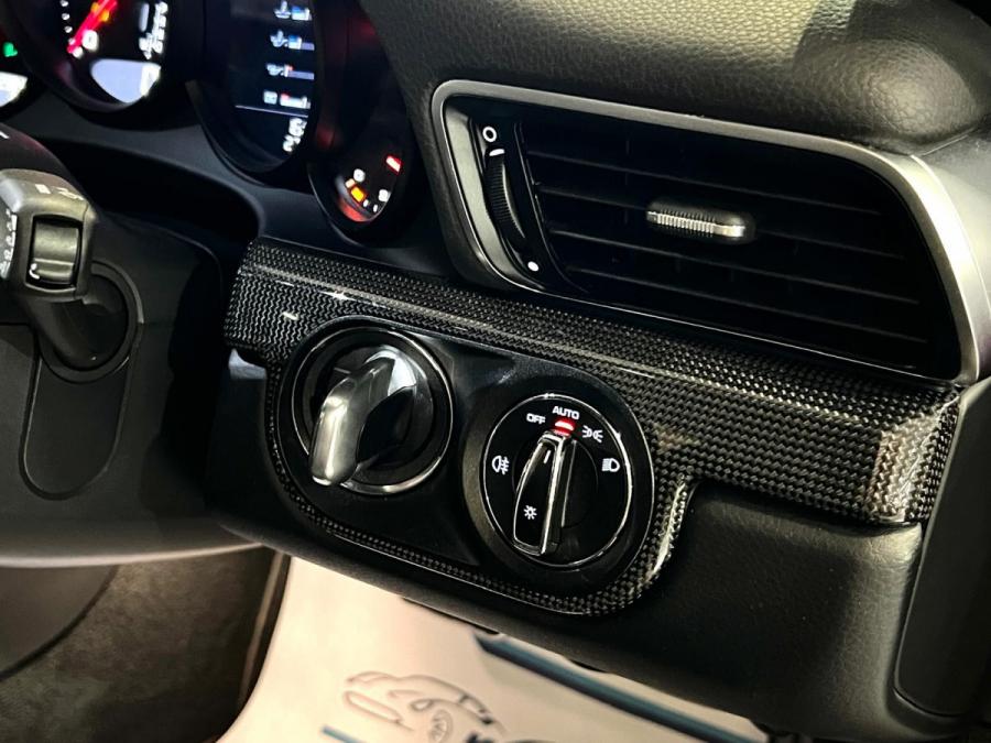 991.2 Carrera GTS Coupe - Image 16