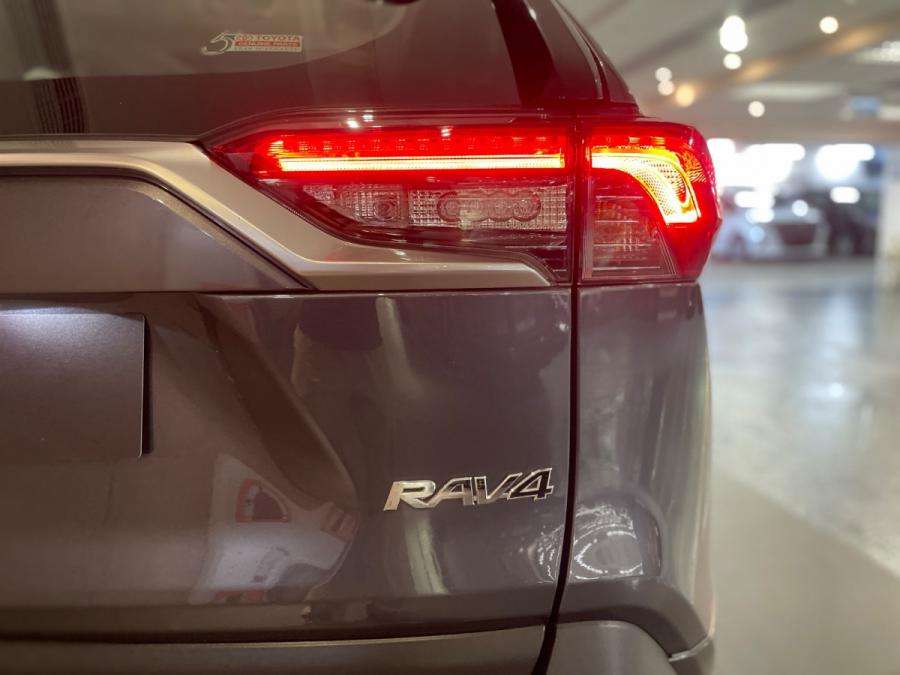 Rav 4 (Deluxe) - Image 5
