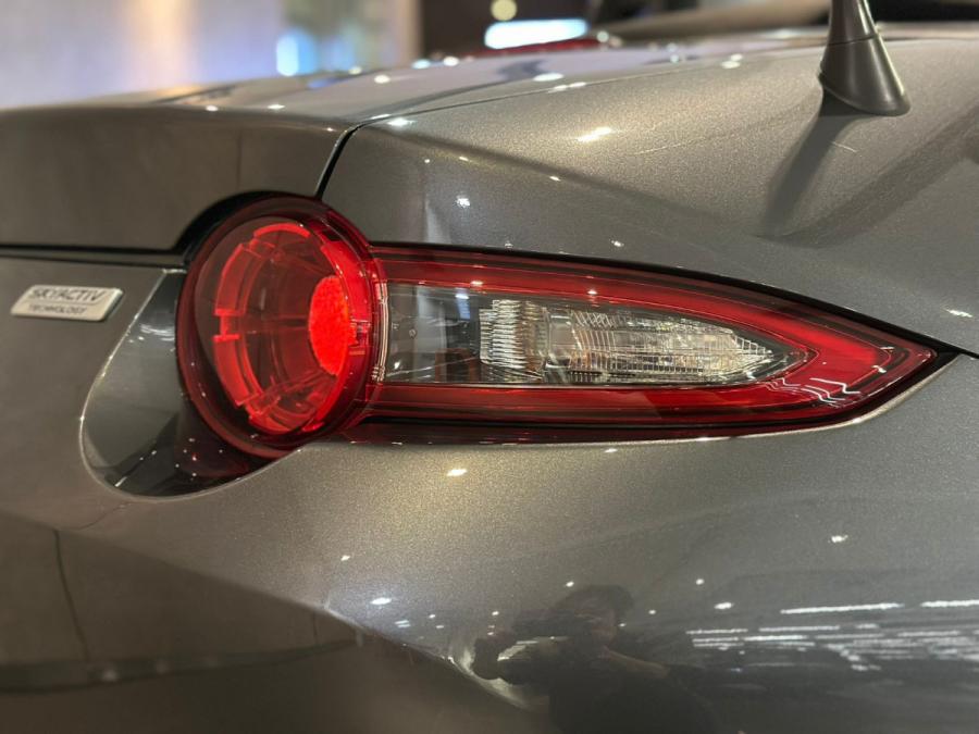 MX5 ROADSTER S - Image 6