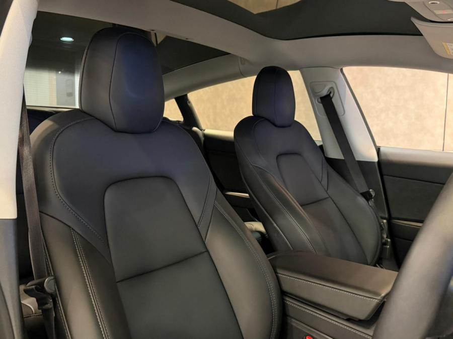 Model 3 performance Dual Motor All Wheel Drive - Image 10