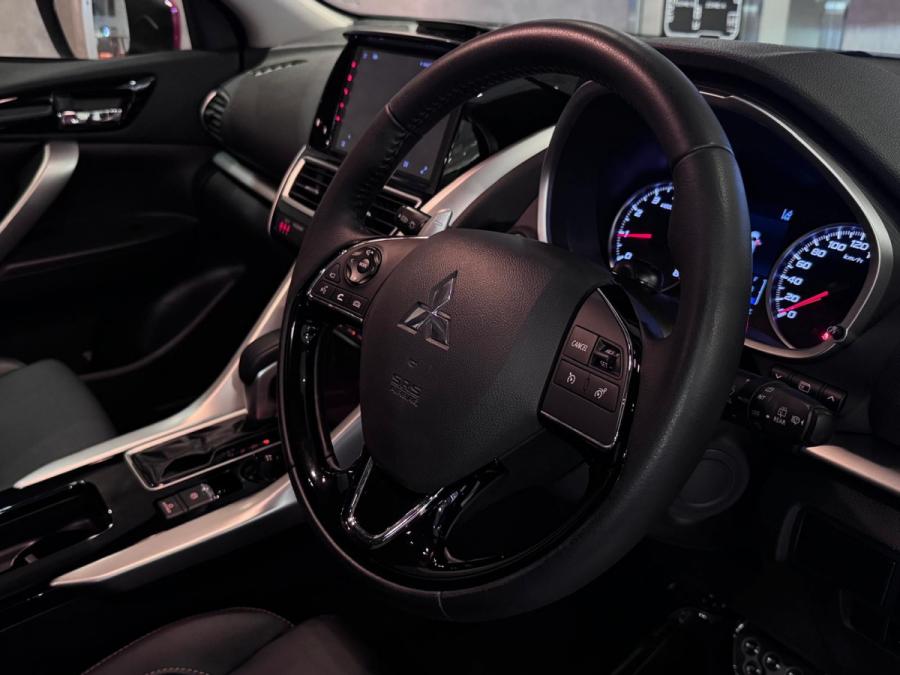 ECLIPSE CROSS 1.5 CVT - Image 6