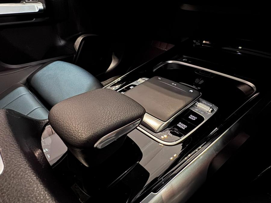 GLB250 4MATIC (X247) - Image 8
