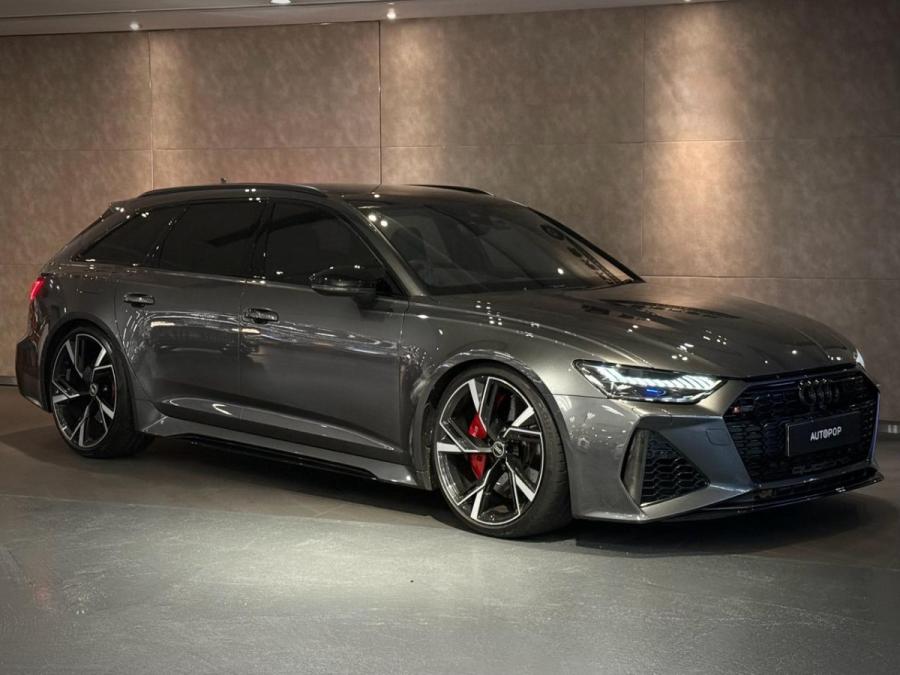 AUDI RS6 AVANT QUATTRO