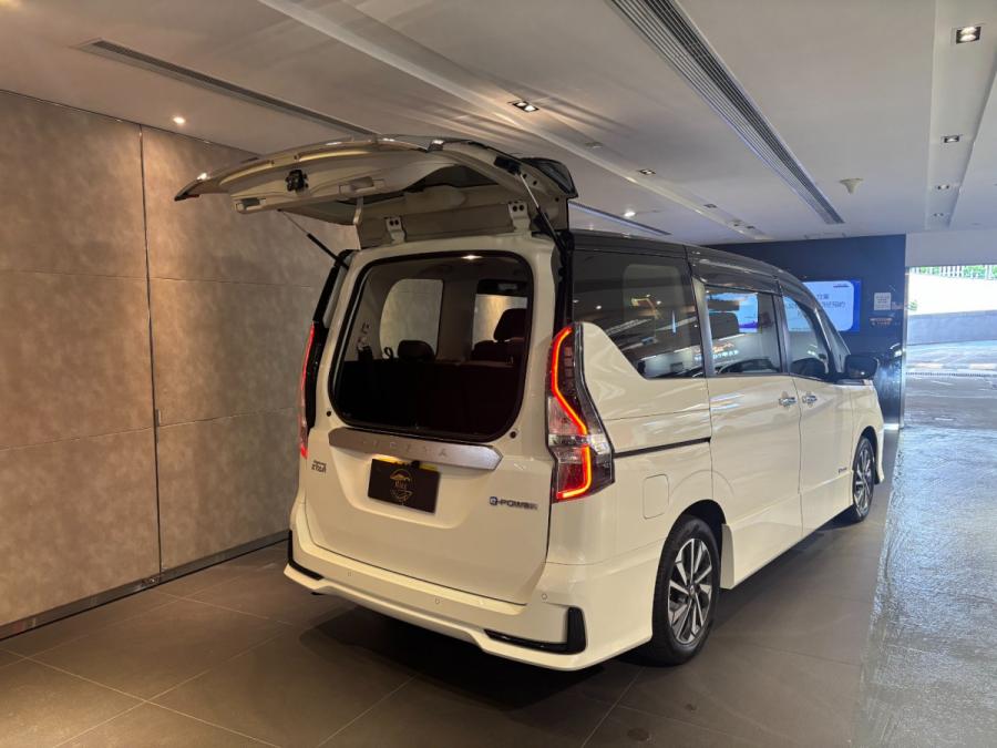 SERENA E-POWER HIGHWAY STAR VIP - Image 4