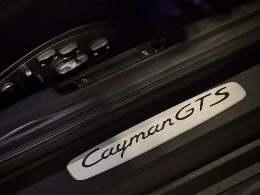 718 CAYMAN GTS 4.0 - Image 13