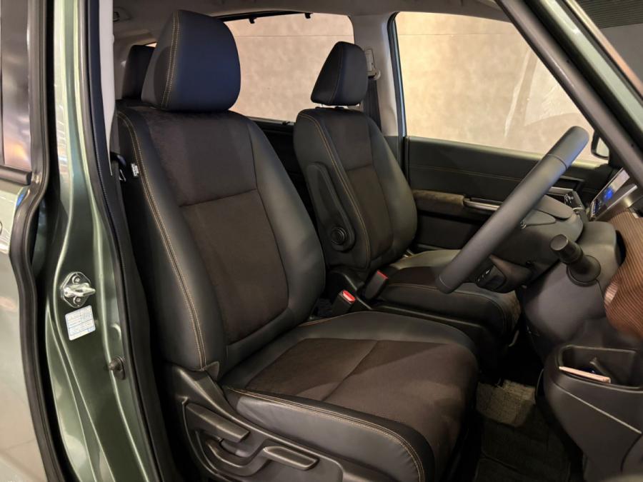 FREED HYBRID CROSSTAR 6座 - Image 5
