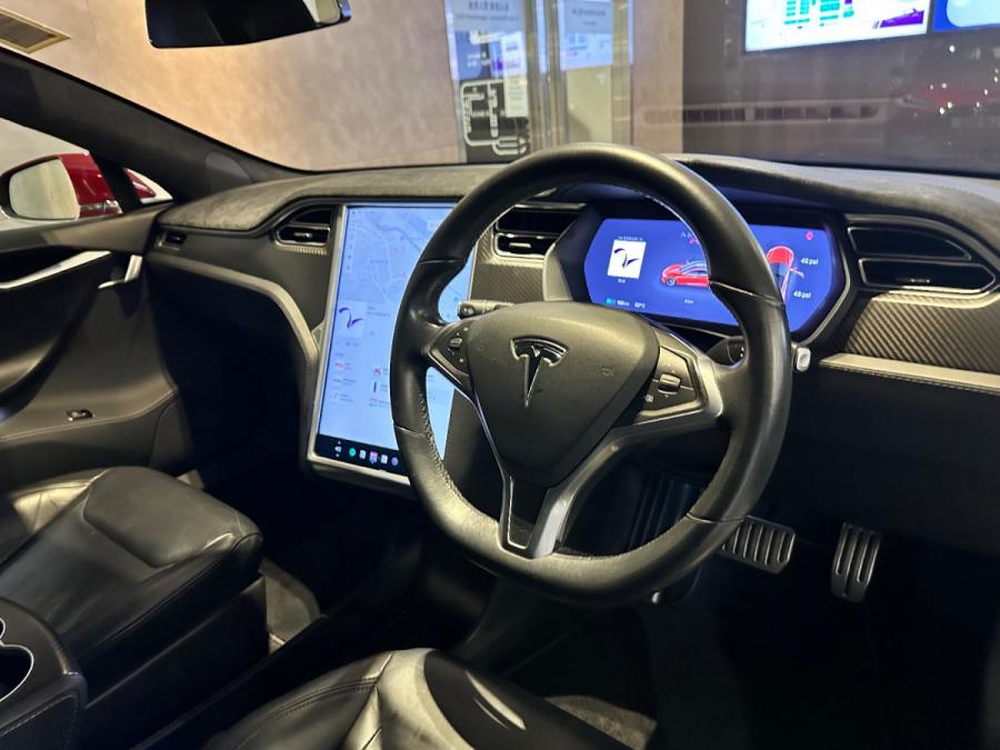 Model S P90D - Image 2