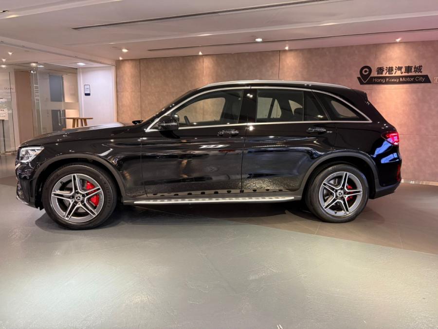 GLC300 AMG FACELIFT - Image 2