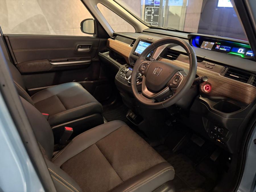 FREED Hybrid CROSSTAR版 6座 - Image 4