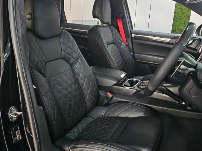 CAYENNE TURBO - Image 4