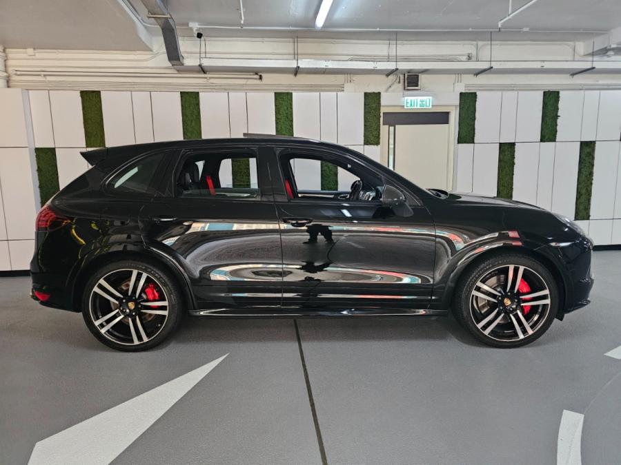 CAYENNE TURBO - Image 2