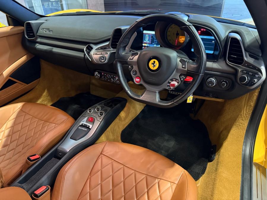 458 Italia - Image 6